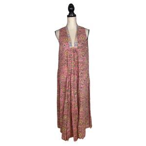 21 Tara Brooklyn Pink Floral Sleeveless Maxi Dress     Size: M
